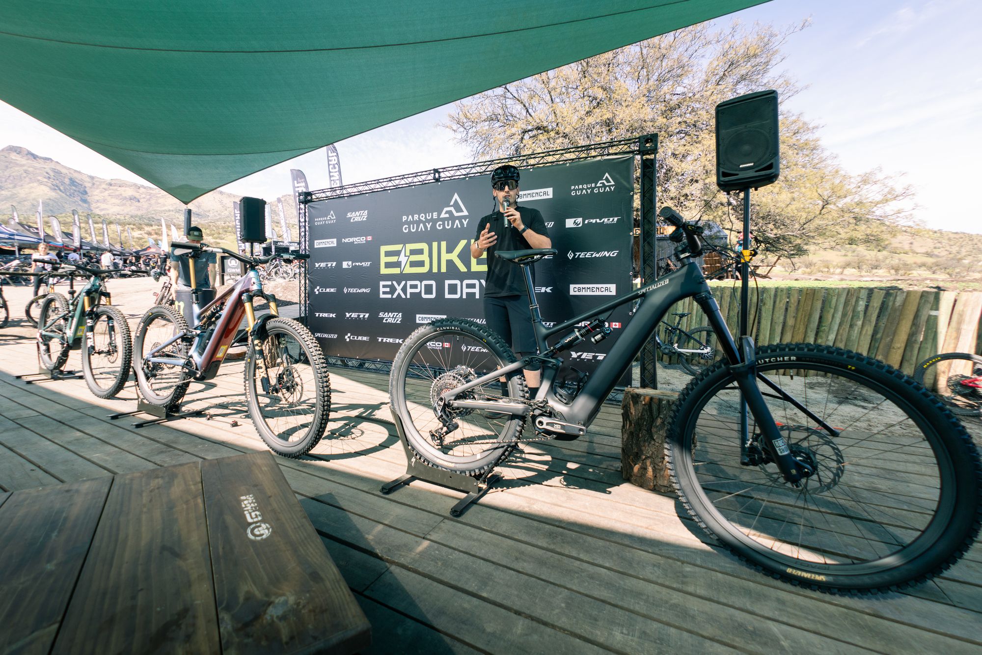Presentación en el escenario de la Expo E-Bike